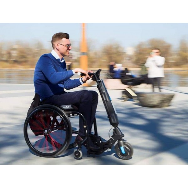 Μηχανισμός μετατροπής χειροκίνητου αμαξιδίου σε ηλεκτροκίνητο 